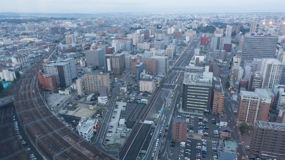 都市計画を俯瞰で示す道路網の上空画像